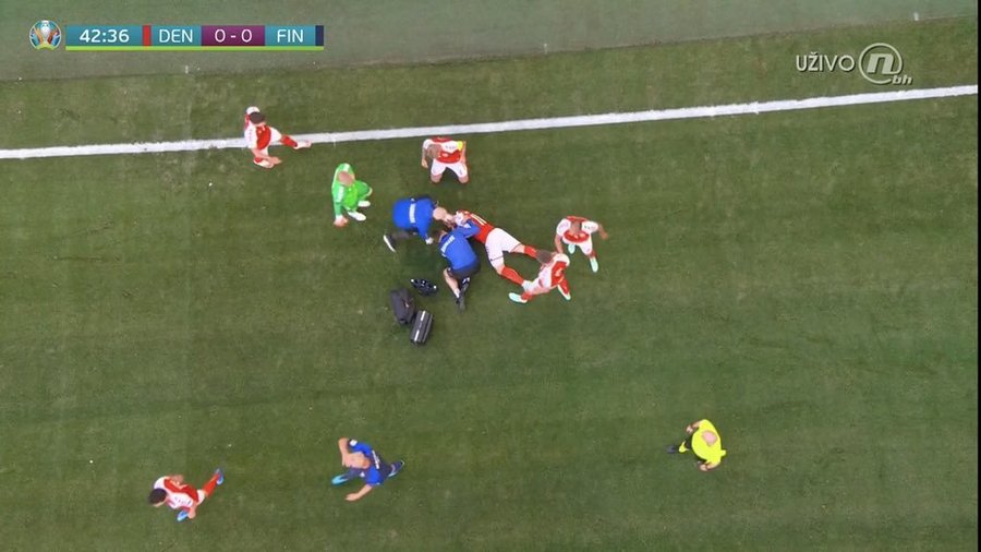 VIDEO | Momente dramatice la Danemarca - Finlanda. Christian Eriksen s-a prăbuşit pe gazon şi a fost resuscitat. UEFA a suspendat partida