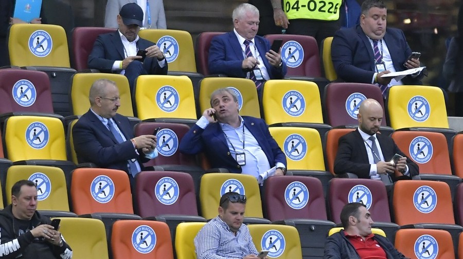 Generaţia de Aur rămâne la tribuna a doua pentru meciurile de la EURO 2020 pe Arena Naţională! Explicaţiile FRF. "Este un protocol bine stabilit"