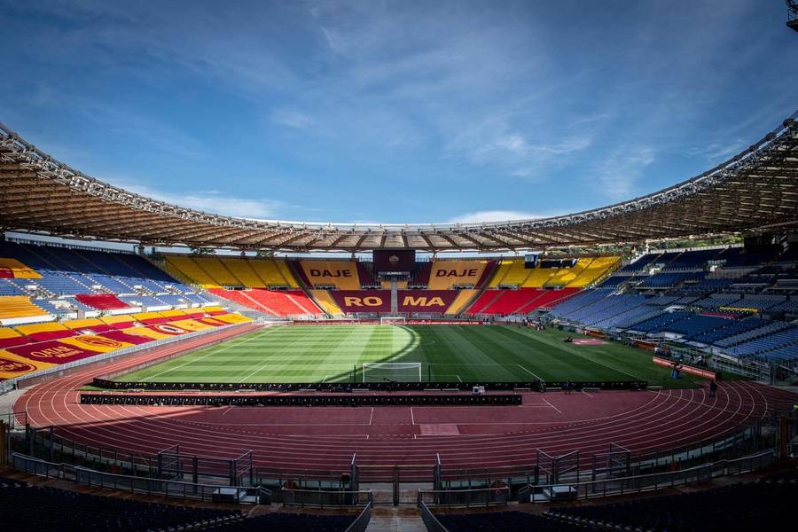 Alertă cu bombă în apropierea Stadionului Olimpic din Roma, cu câteva ore înainte de meciul Italia – Elveţia. Dispozitivul exploziv artizanal a fost neutralizat
