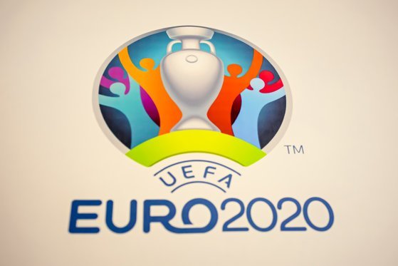 Preşedintele UEFA, Aleksander Ceferin, şi ministrul delegat al Sporturilor din Franţa, Roxana Mărăcineanu, au sosit la Bucureşti