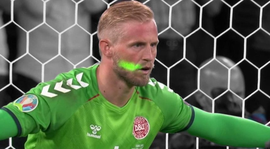 Federaţia de Fotbal engleză a fost pedepsită de UEFA, pentru incidentele provocate de fani la meciul cu Danemarca