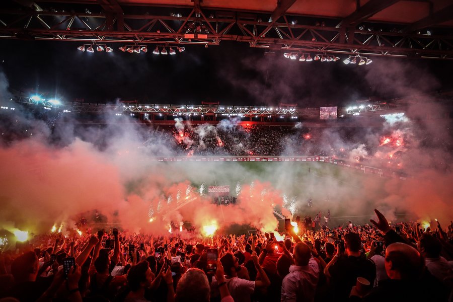 Fanii lui Olympiakos i-au oferit o primire fabuloasă lui Marcelo. ”Familia mea este foarte fericită să fim aici"