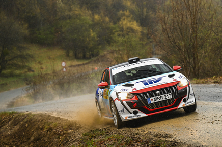 Start promiţător la primul raliu cu Rally4