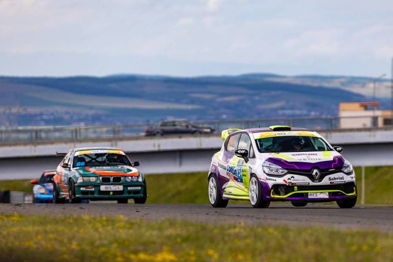 Debut spectaculos pentru Andreas Benea în Romanian Endurance Series: podium şi victorie la doar 14 ani
