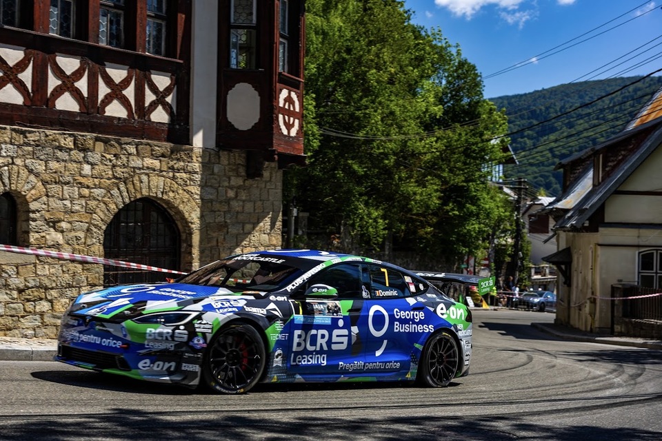 //i0.1616.ro/media/581/3142/38216/22578984/1/marcu.jpg