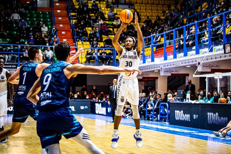 Darüssafaka – „U” BT Cluj, miercuri, de la 19.00, în direct pe Look Sport. O victorie în Turcia le asigură primul loc în grupa din Liga Campionilor
