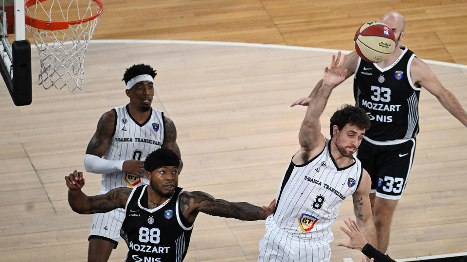 //i0.1616.ro/media/581/3142/38217/22265625/2/u-bt-cluj-partizan-mozzart-bet-belgrad-aba-league-7-12-2025.jpg