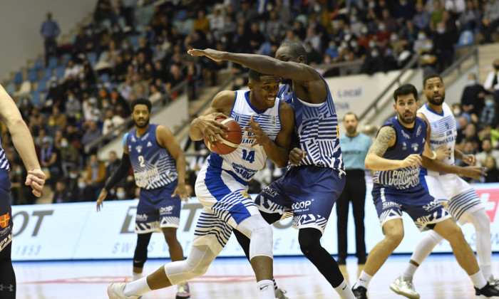 SCMU Craiova – CSO Voluntari 90-80. Oltenii preiau conducerea în duelul din sferturile Ligii Naţionale