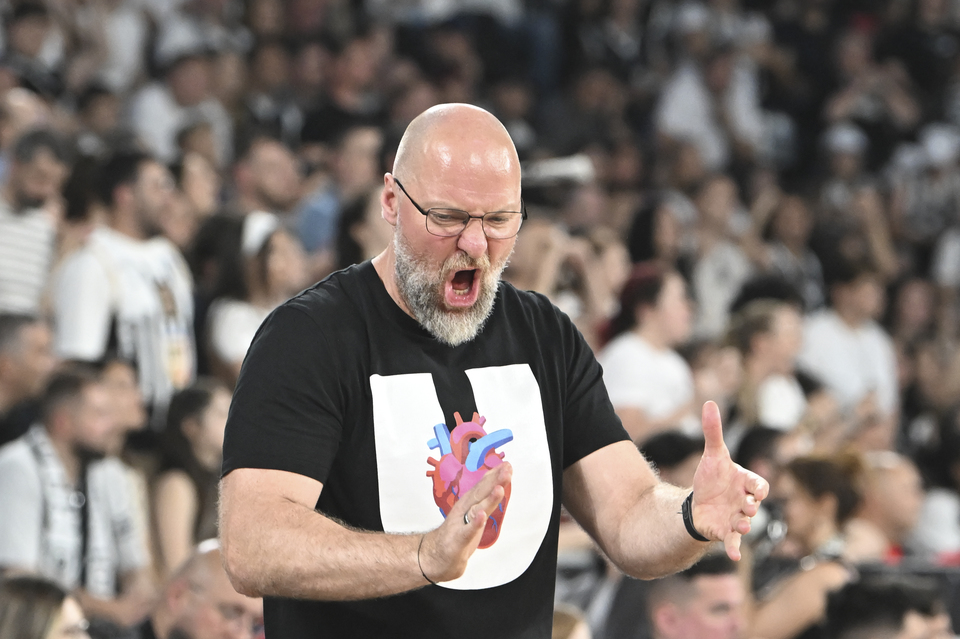 //i0.1616.ro/media/581/3142/38217/22478321/1/u-bt-cluj-napoca-csm-csu-raiffesisen-oradea-finala-liga-nationala-de-baschet-masculin-bcr-03-06-2026.jpg