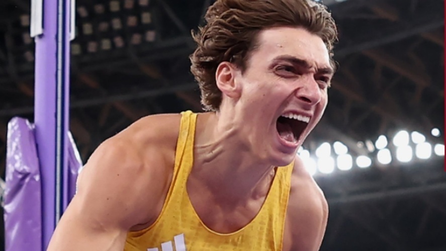 Duplantis a doborât pentru a 15-a oară recordul mondial la săritura cu prăjina