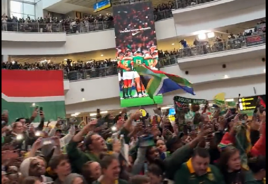 Springboks, primire triumfală în Africa de Sud după câştigarea Cupei Mondiale