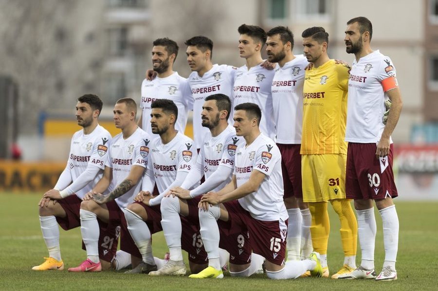 EXCLUSIV | Rapid pregăteşte transferuri spectaculoase. ”Suntem în discuţii cu fel şi fel de jucători”