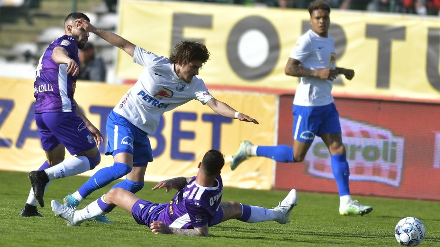EXCLUSIV | Abordare interesantă din partea lui Gică Hagi în play-off. ”Vrea să îi formeze”