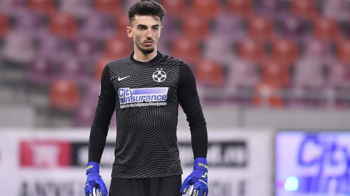 VIDEO | Andrei Vlad îi apără pe Perianu şi Şut. Reacţia portarului de la FCSB, după ratarea Supercupei României în faţa CFR-ului