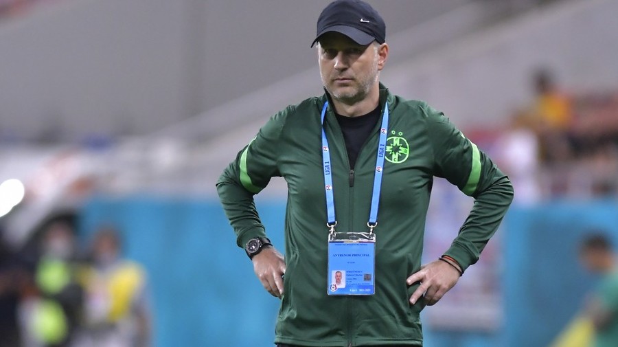 FCSB, eliminată din lupta pentru titlu? Iordănescu: "Asta e diferenţa în momentul de faţă. Lipsă de maturitate, experienţă, personalitate" VIDEO