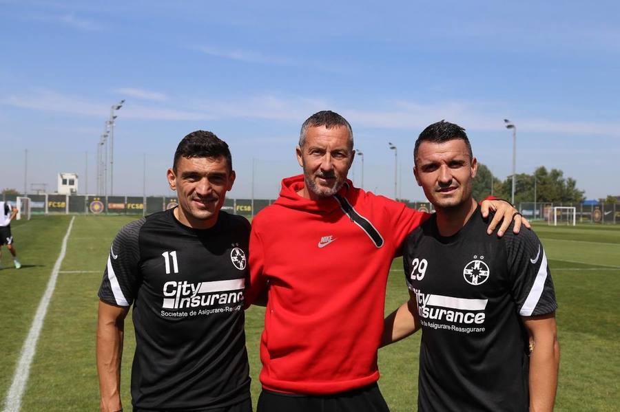 Mihai Stoica mizează pe noile achiziţii Budescu şi Keşeru în derby-ul cu Dinamo. "Aştept o lovitură liberă"