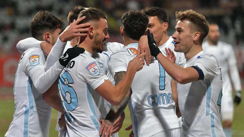 //i0.1616.ro/media/581/3142/38227/20789228/1/fcsb.jpg
