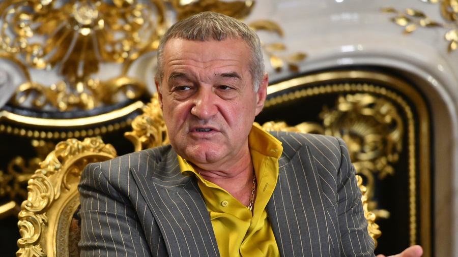 Becali a făcut anunţul! Patronul nu vrea să renunţe la fotbalistul care încă nu a strălucit la FCSB: ”Eu mai cumpăr încă şase jucători şi tu mă întrebi dacă îl dau!”

