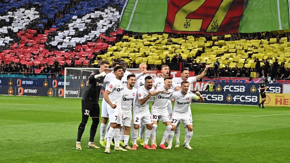 //i0.1616.ro/media/581/3142/38227/21659043/1/fcsb-cfr-cluj-play-off-superliga-superbet-11-05-2024-6.jpg