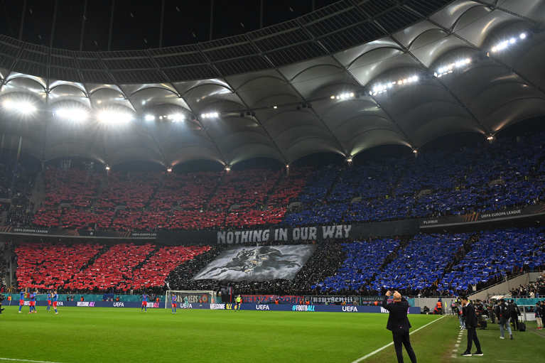 VIDEO | Coregrafie spectaculoasă a Peluzei Nord la meciul cu Lyon din Europa League