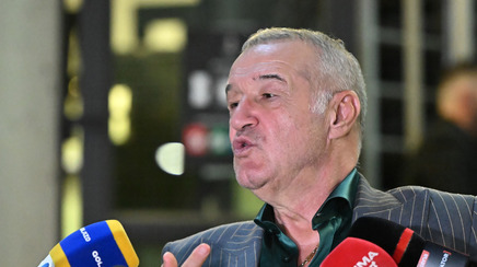 ”I-am zis-o la specialistul Şumudică”. Gigi Becali a anunţat echipa de start pentru derby-ul cu Rapid