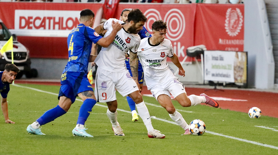 //i0.1616.ro/media/581/3142/38227/22182553/1/afc-hermannstadt-sibiu-afc-unirea-04-slobozia-superliga-superbet-15-09-2025-1.jpg