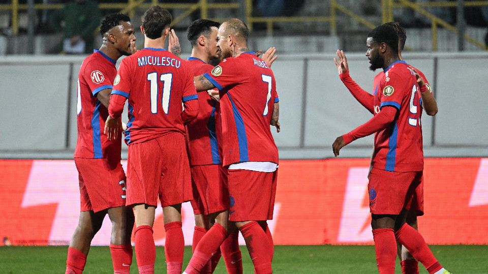 //i0.1616.ro/media/581/3142/38227/22257254/1/gloria-bistrita-fcsb-cupa-romaniei-betano-29-10-2025-2.jpg