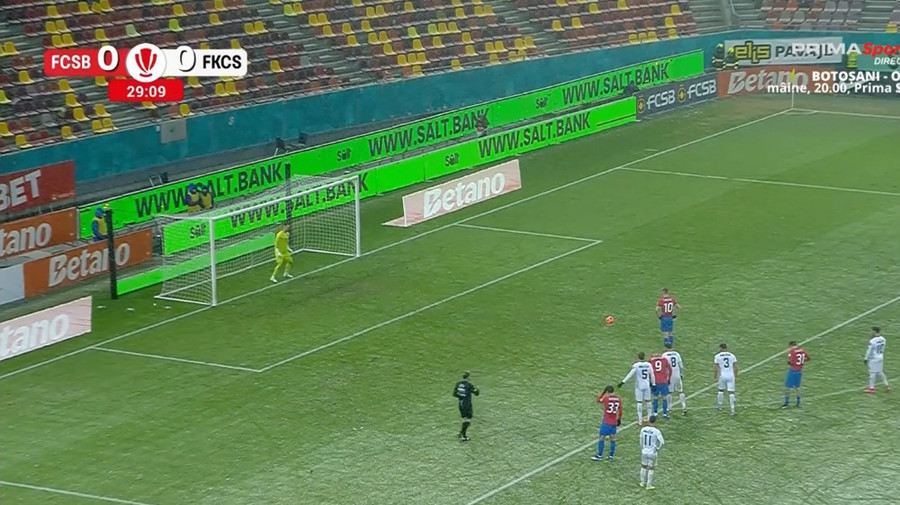 Continuă ghinionul la FCSB! Florin Tănase ratează penalty în meciul cu Csikszereda | VIDEO