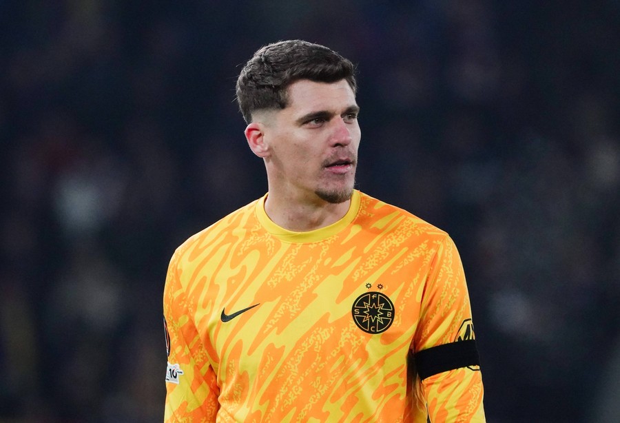 Bombă la FCSB! Ajuns rezervă de lux, Ştefan Târnovanu şi-a găsit echipă după ce a cerut rezilierea contractului