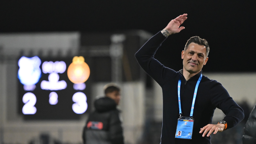 E oficial! Mirel Rădoi a plecat de la FCSB