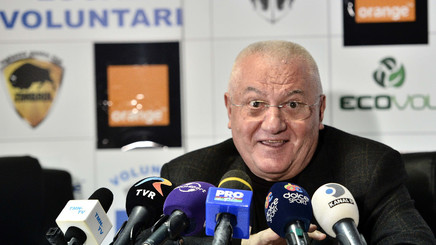 Mitică Dragomir nu a avut milă de FCSB: ”Are doar 3-4 fotbalişti!”

