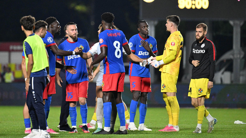 //i0.1616.ro/media/581/3142/38227/22701864/1/fcsb-uta-arad-superliga-superbet-30-08-2026-5.jpg