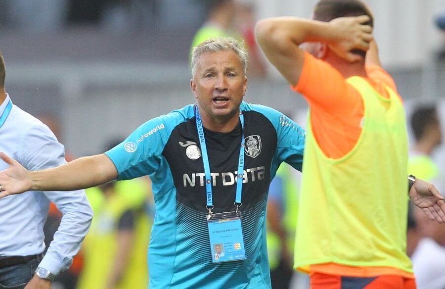 Dan Petrescu a spus lucrurilor pe nume. ”Titlul se va juca până la final. Acum, Craiova este favorită, pentru că se va juca meciul direct la ei acasă şi au şi victoria de azi!”