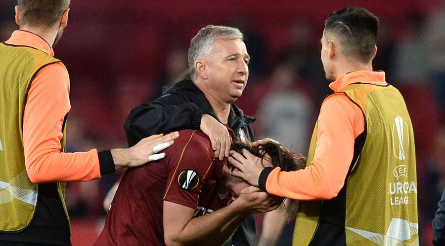 CFR Cluj, pe urmele lui Dinamo? După Alexandru Păun, încă un jucător al campioanei are simptome specifice COVID-19