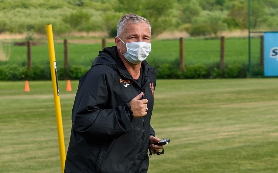 Dan Petrescu, revenire miraculoasă pe bancă la Craiova - CFR? Schimb acid de replici între Mara şi Rotaru