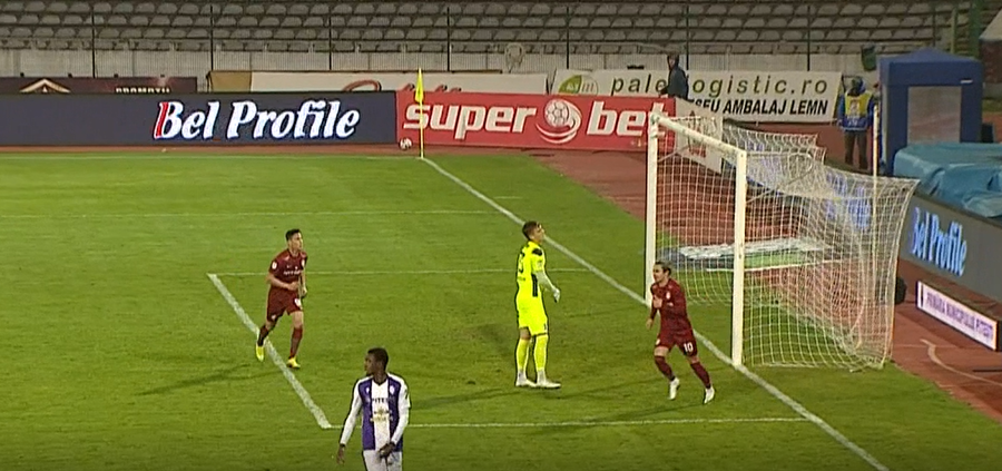 VIDEO | "Cadou otrăvit"! Portarul Micle, gafă uriaşă în FC Argeş - CFR, ziua în care a împlinit 19 ani