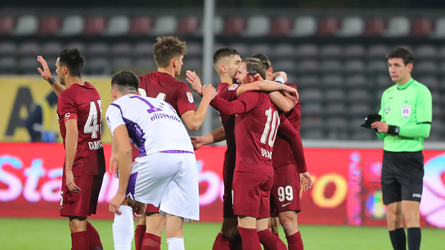 EXCLUSIV | CFR Cluj, lovită în plin înaintea meciurilor cu UTA şi AS Roma. Deac şi Hoban au din nou COVID-19 şi Petrescu riscă să nu aibă 13 jucători apţi pentru partida din Europa League

