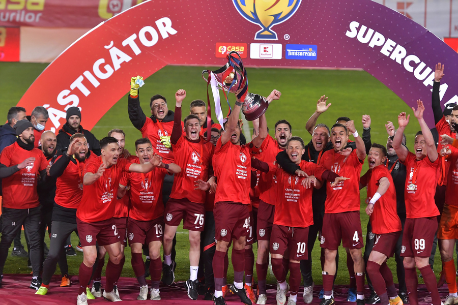 EXCLUSIV | Câştigarea Supercupei, un avantaj pentru CFR în lupta la titlu? Dulca: "Aceste trofee aduc siguranţă" / Goian: "Dezinteres pentru un trofeu la FCSB"