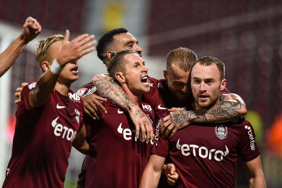 Lovitură de imagine! Un fost internaţional e dorit să preia funcţia de preşedinte la CFR