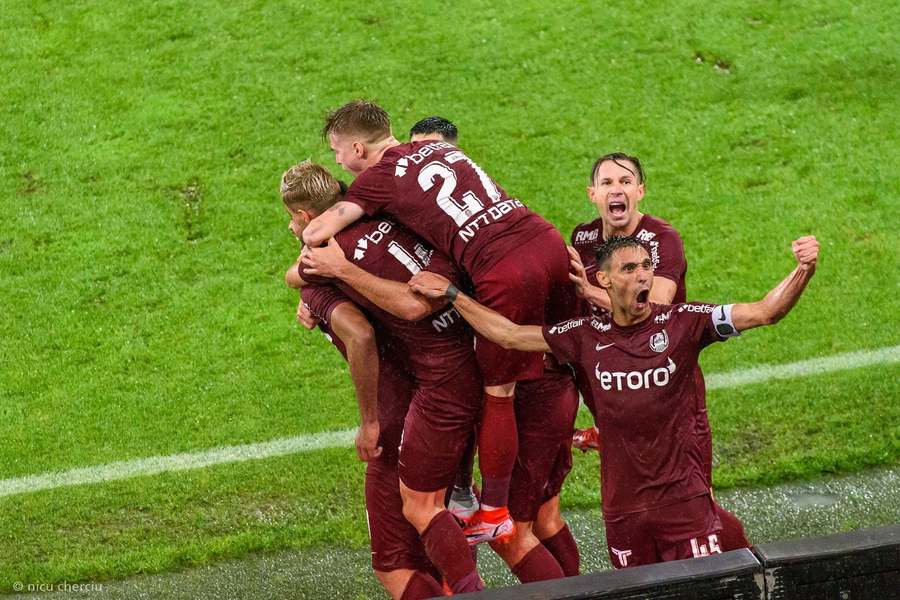 Brigadă din Italia la meciul CFR Cluj - Randers din Conference League
