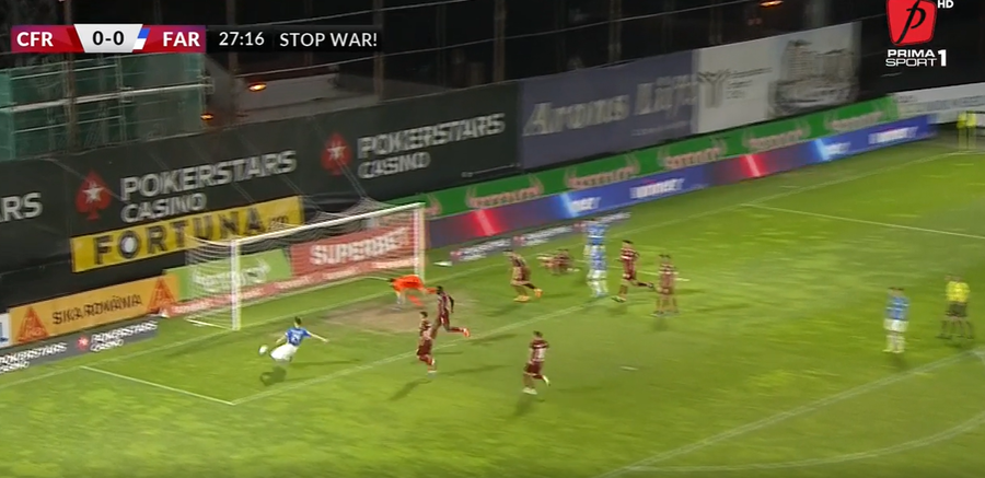 VIDEO | Două momente importante cu Letica în prim-plan. Portarul CFR-ului a avut o intervenţie fabuloasă, dar putea provoca şi un penalty