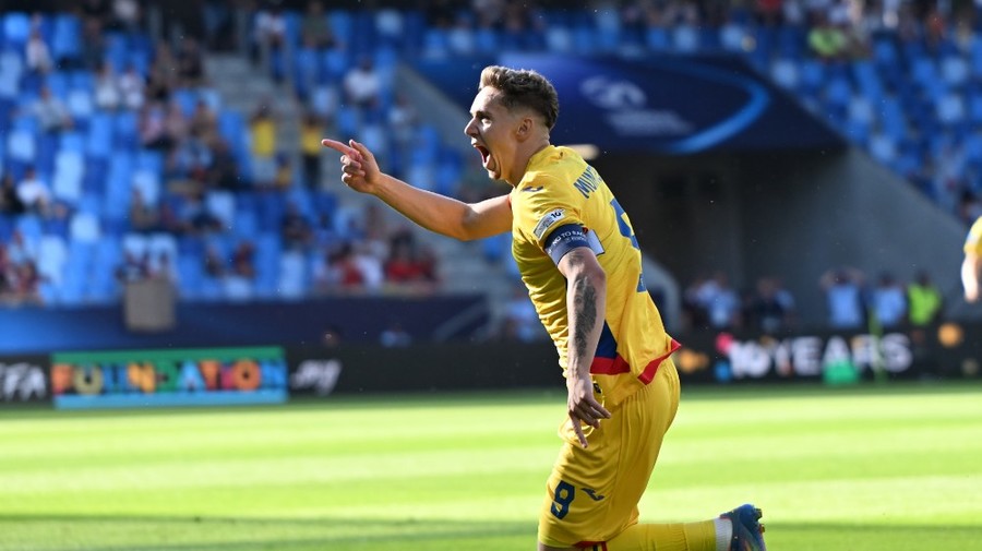 Un club uriaş din La Liga forţează transferul lui Louis Munteanu! Suma cerută de Neluţu Varga pentru a-i da drumul golgheterului Superligii: „Mingea este în terenul lui CFR Cluj”