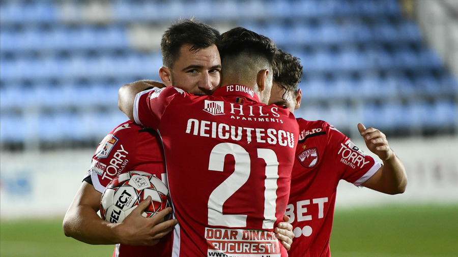 Rivalele "muşcă" din Dinamo! Jucătorul ofertat de CFR şi Craiova după ce "câinii" au ajuns cu un picior în Liga 2