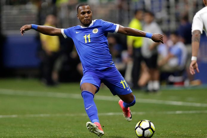 Dinamo aduce în probe un mijocaş din liga a 5-a engleză 