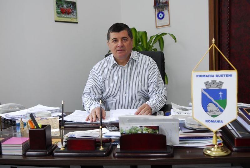 Emanoil Savin, fost primar în Buşteni, este dispus să investească la Dinamo: ”Dacă s-ar crea o societate curată, aş veni cu drag” 