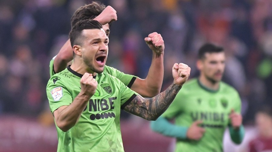 DDB, susţinere necondiţionată pentru Dinamo înainte de derby-ul cu Rapid! Mesajul suporterilor: „Fără voi, fotbalul nu ar exista nici pe computer”