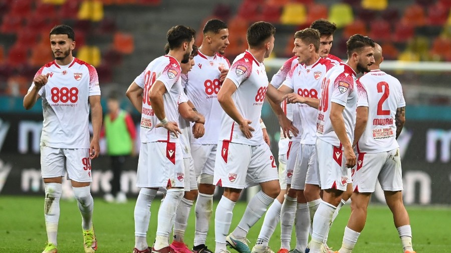 Victorie clară a lui Dinamo în primul amical al verii. S-au marcat 12 goluri în partida disputată la Sngov