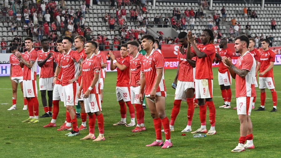 OUT de la Dinamo! După Kyriakou şi Luca Bărbulescu, „câinii” s-au mai despărţit de încă un jucător