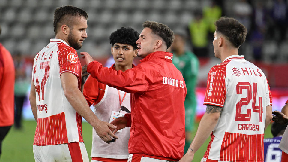 //i0.1616.ro/media/581/3142/38229/22473107/1/dinamo-bucuresti-fc-arges-play-off-superliga-superbet-10-05-2026-1.jpg