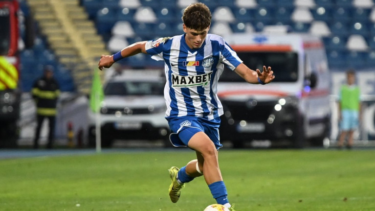 Ştefan Opriş a semnat cu o forţă din Superliga